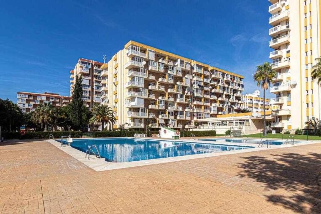 797 Holiday Rentals - Equipado Estudio Cerca Del Parque La Paloma Беналмадена Екстериор снимка